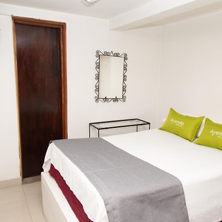 Ayenda 1131 Casa Valencia Hotel Манисалес Екстериор снимка