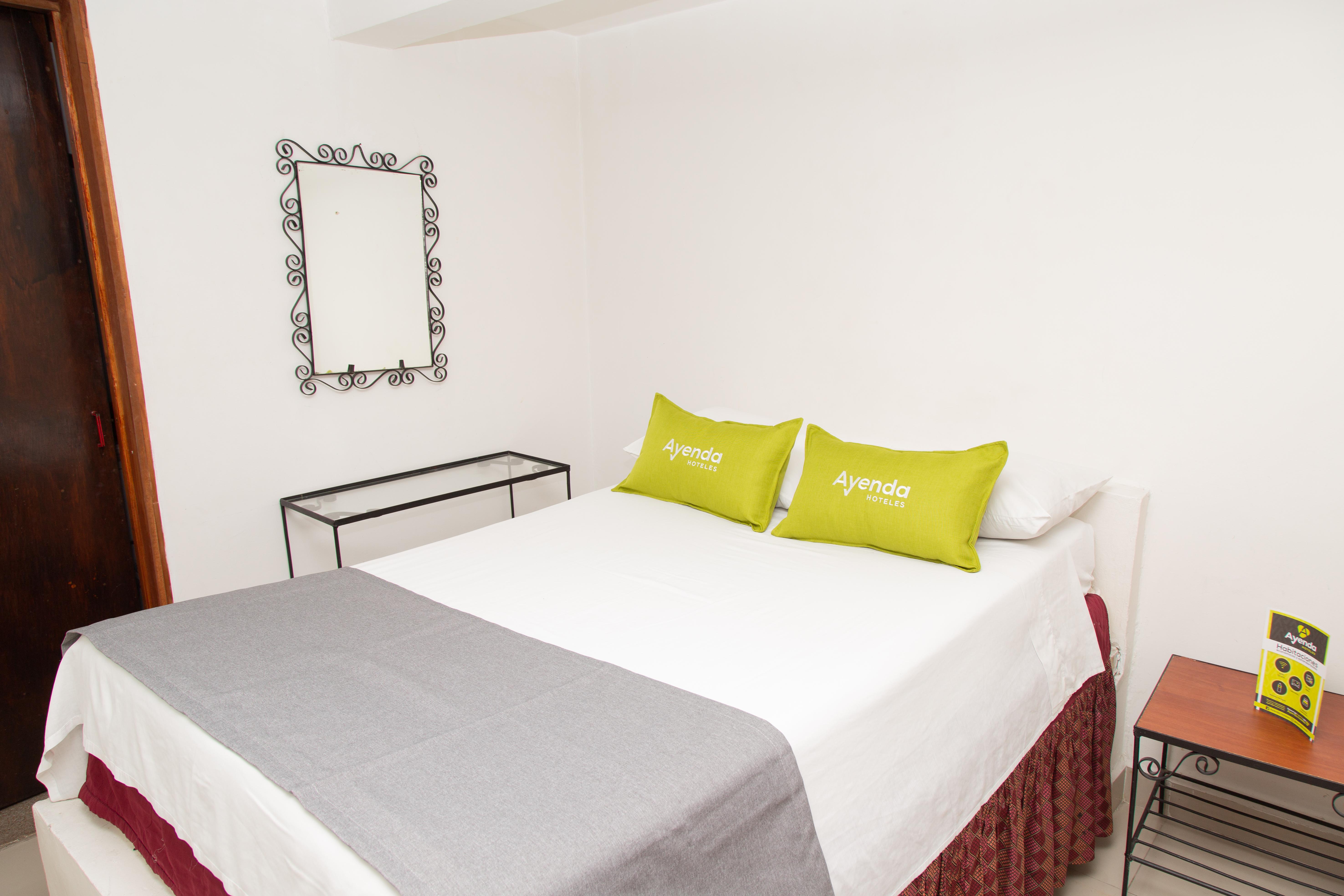 Ayenda 1131 Casa Valencia Hotel Манисалес Екстериор снимка