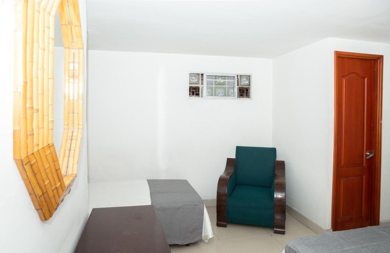 Ayenda 1131 Casa Valencia Hotel Манисалес Екстериор снимка